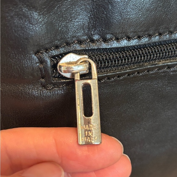 NEW I Medici Black Italian Leather Bag (Literally Bought in Italy)🇮🇹 - Picture 5 of 10